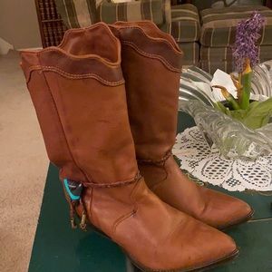 Zodiac boots size 6.5